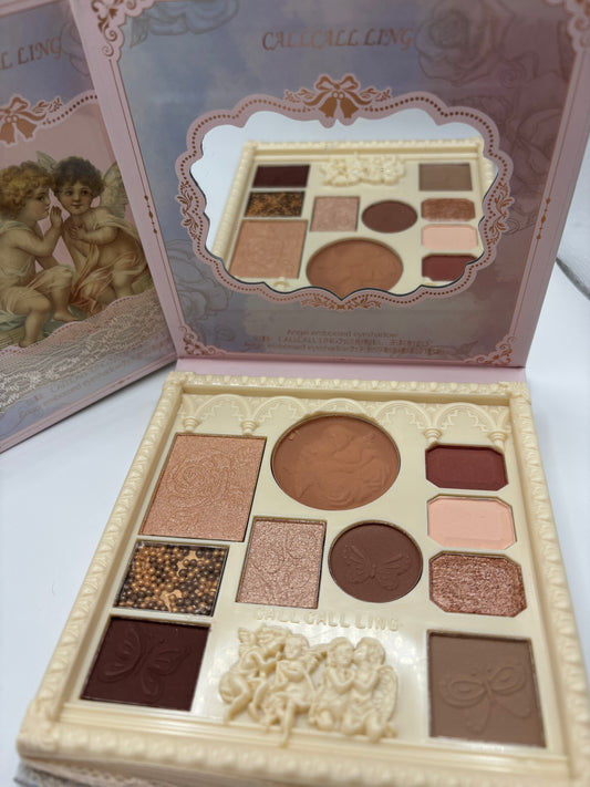 Angelic embossed eyeshadow