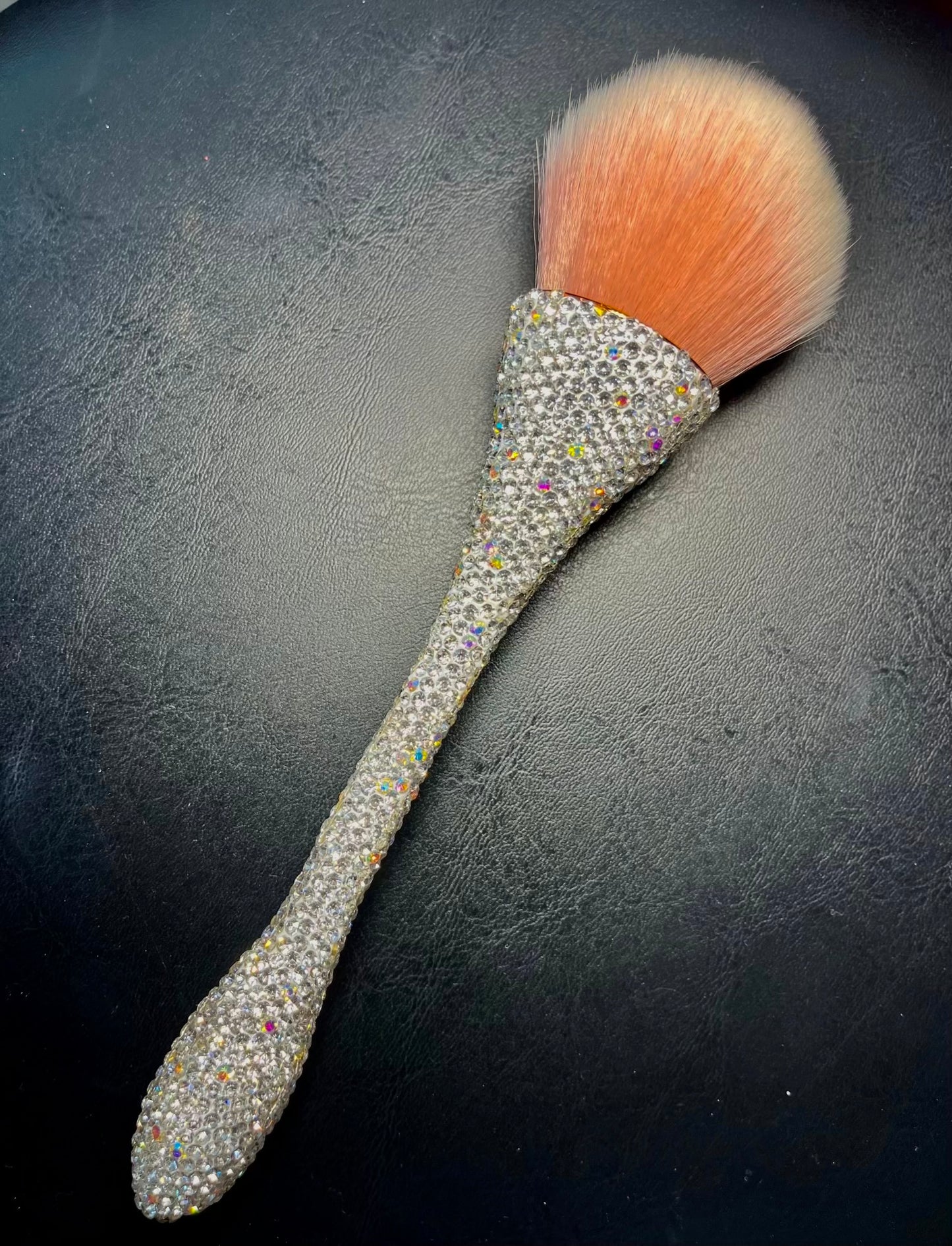 Bling Bling Powder Brush white