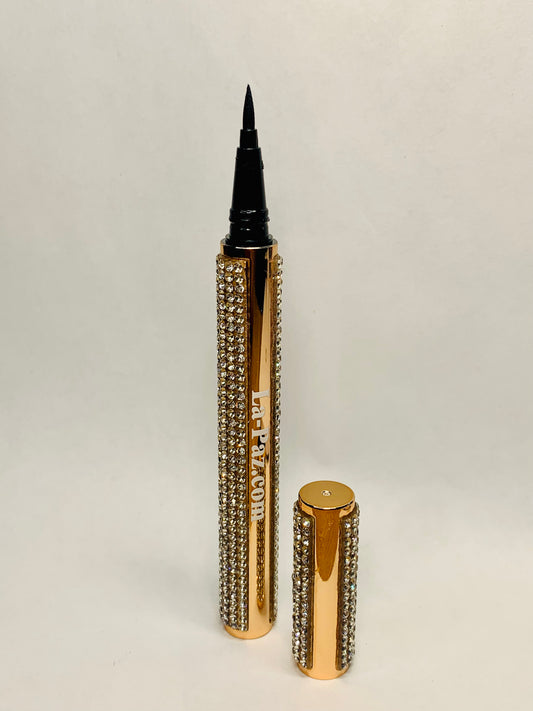 Liquid Felt Tip Pen Eyeliner in Black