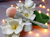 Bling Bling Powder Brush white