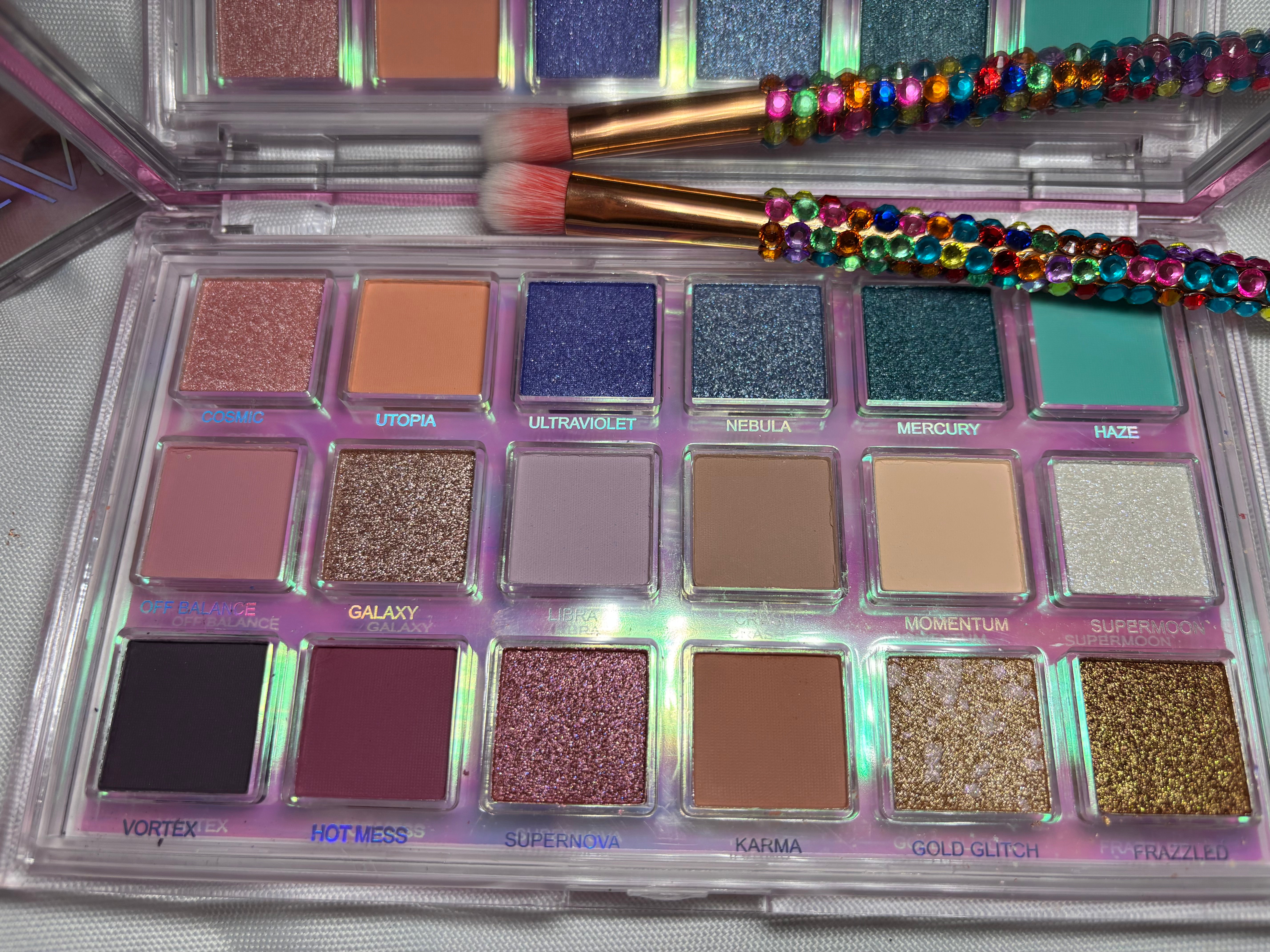 Mercury eyeshadow palette